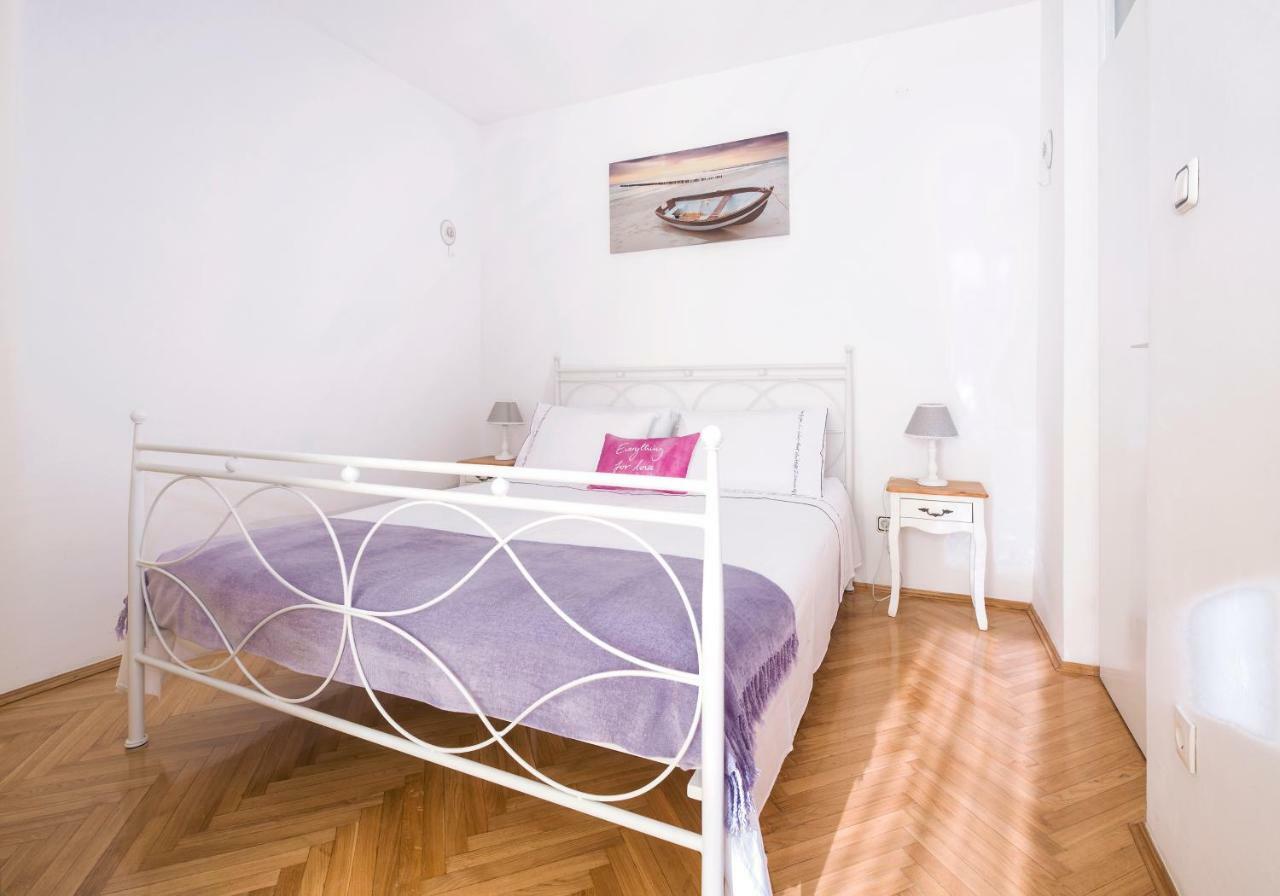Apartment Dora สปลิท ภายนอก รูปภาพ